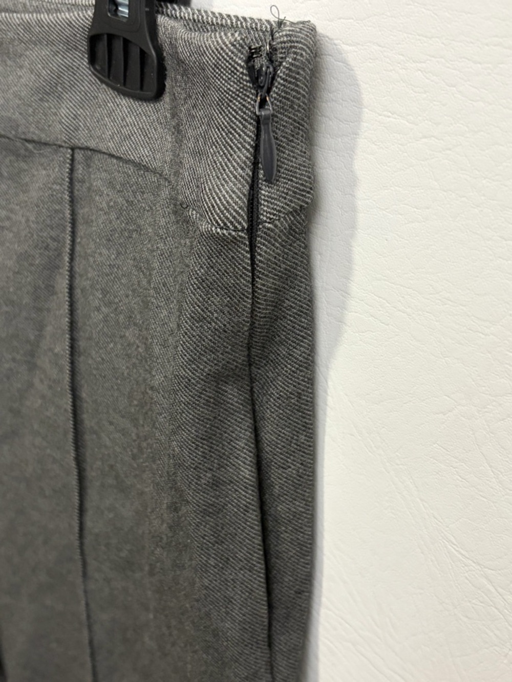 Ann Taylor Petite Heather Gray Knit Wide Leg Trousers 10P - Picture 2 of 10
